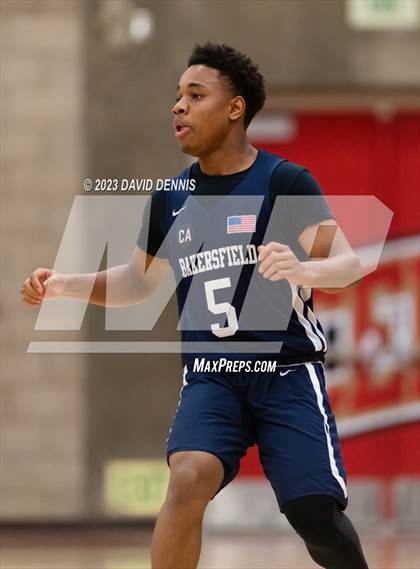 Thumbnail 3 in Centennial vs Bakersfield photogallery.