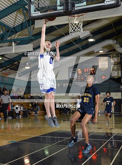 Thumbnail 2 in Inderkum vs. Capital Christian (Adidas Challenge) photogallery.