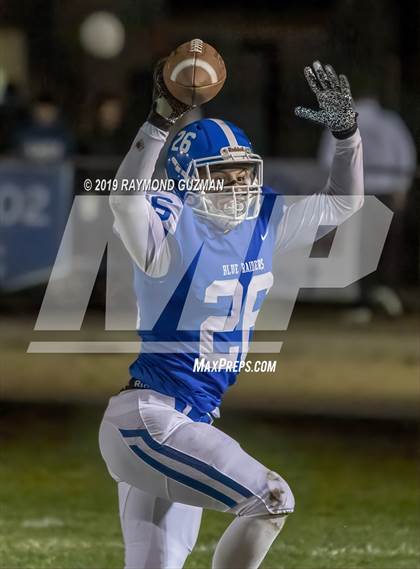 Thumbnail 2 in Dos Palos @ Caruthers (CIF CS D5 Final) photogallery.