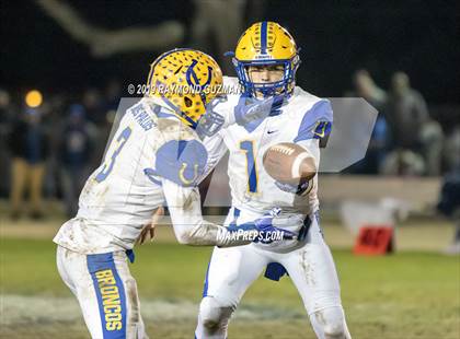 Thumbnail 2 in Dos Palos @ Caruthers (CIF CS D5 Final) photogallery.