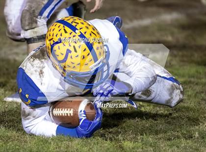 Thumbnail 3 in Dos Palos @ Caruthers (CIF CS D5 Final) photogallery.
