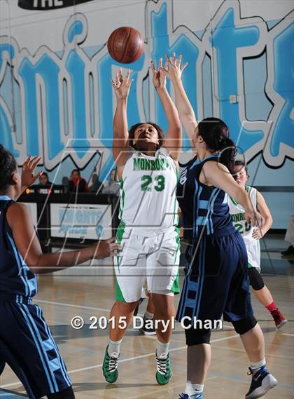 Thumbnail 1 in Duarte vs. Monrovia (Arroyo Tournament) photogallery.