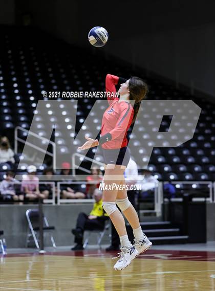 Thumbnail 1 in Lovejoy vs. Grapevine (UIL Volleyball 5A Finals) photogallery.