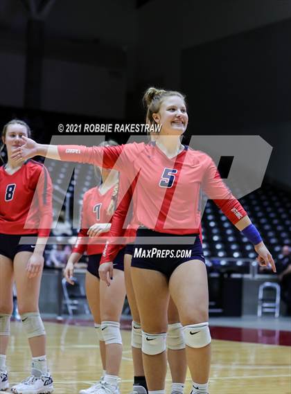 Thumbnail 2 in Lovejoy vs. Grapevine (UIL Volleyball 5A Finals) photogallery.