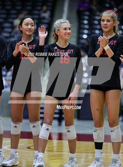 Thumbnail 2 in Lovejoy vs. Grapevine (UIL Volleyball 5A Finals) photogallery.
