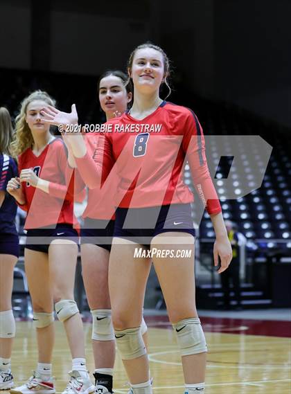 Thumbnail 2 in Lovejoy vs. Grapevine (UIL Volleyball 5A Finals) photogallery.