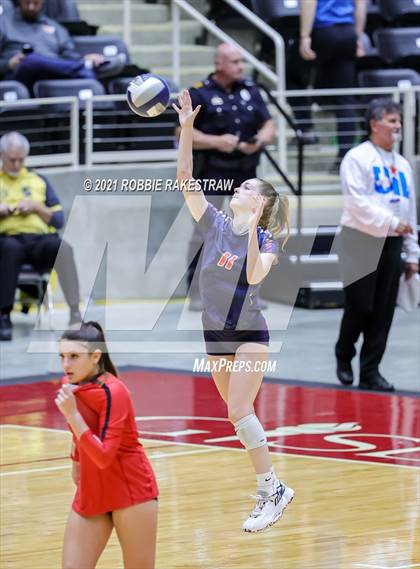 Thumbnail 1 in Lovejoy vs. Grapevine (UIL Volleyball 5A Finals) photogallery.