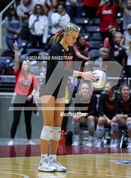 Thumbnail 2 in Lovejoy vs. Grapevine (UIL Volleyball 5A Finals) photogallery.