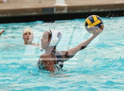 Thumbnail 2 in Clovis North vs Menlo School (Acalanes Invitational) photogallery.