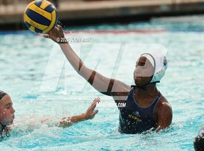 Thumbnail 1 in Clovis North vs Menlo School (Acalanes Invitational) photogallery.