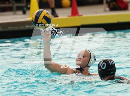 Thumbnail 2 in Clovis North vs Menlo School (Acalanes Invitational) photogallery.