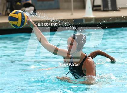 Thumbnail 2 in Clovis North vs Menlo School (Acalanes Invitational) photogallery.