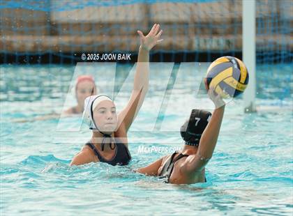 Thumbnail 2 in Clovis North vs Menlo School (Acalanes Invitational) photogallery.