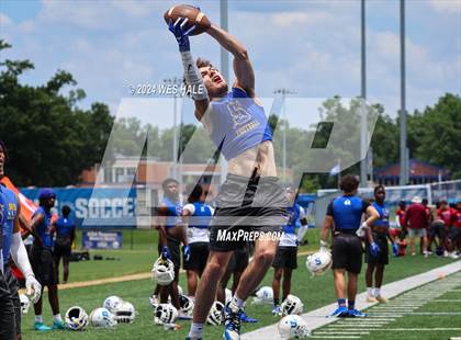 Thumbnail 1 in Senatobia vs Middle College (U of Memphis 7v7) photogallery.