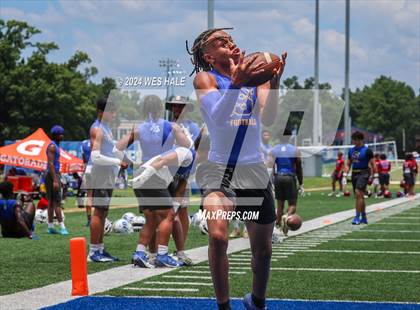 Thumbnail 2 in Senatobia vs Middle College (U of Memphis 7v7) photogallery.