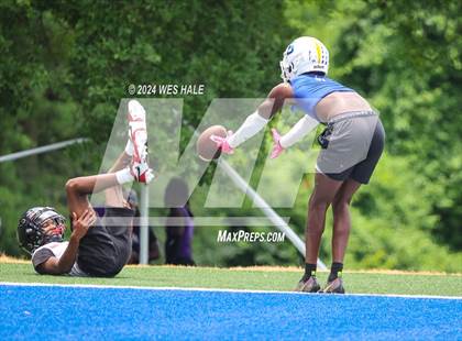 Thumbnail 1 in Senatobia vs Middle College (U of Memphis 7v7) photogallery.