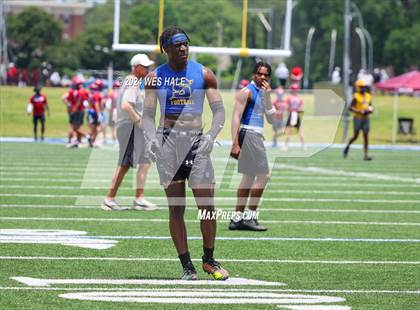 Thumbnail 3 in Senatobia vs Middle College (U of Memphis 7v7) photogallery.