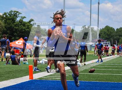 Thumbnail 1 in Senatobia vs Middle College (U of Memphis 7v7) photogallery.