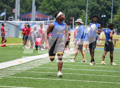 Thumbnail 1 in Senatobia vs Middle College (U of Memphis 7v7) photogallery.