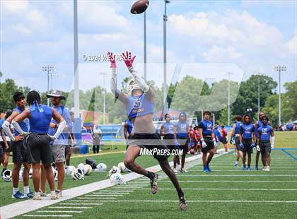 Thumbnail 1 in Senatobia vs Middle College (U of Memphis 7v7) photogallery.
