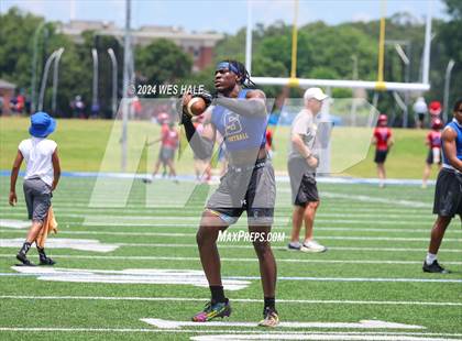 Thumbnail 2 in Senatobia vs Middle College (U of Memphis 7v7) photogallery.