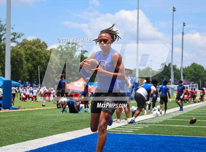 Thumbnail 2 in Senatobia vs Middle College (U of Memphis 7v7) photogallery.