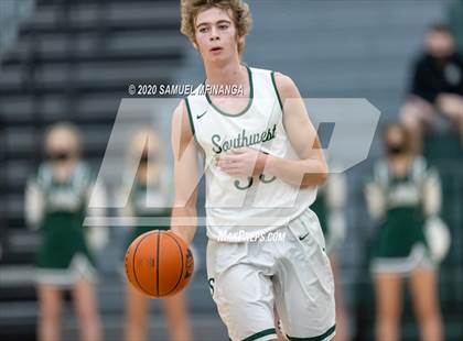 Thumbnail 2 in Creighton Prep @ Lincoln Southwest photogallery.