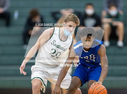 Thumbnail 3 in Creighton Prep @ Lincoln Southwest photogallery.