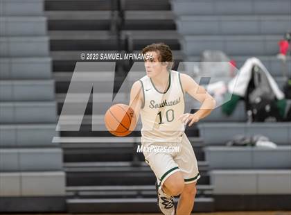 Thumbnail 3 in Creighton Prep @ Lincoln Southwest photogallery.