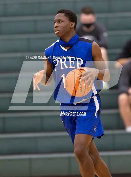 Thumbnail 3 in Creighton Prep @ Lincoln Southwest photogallery.