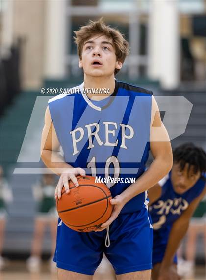 Thumbnail 3 in Creighton Prep @ Lincoln Southwest photogallery.
