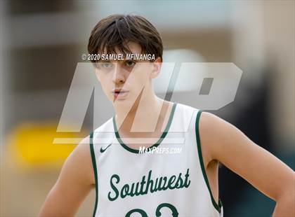 Thumbnail 2 in Creighton Prep @ Lincoln Southwest photogallery.