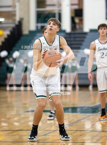Thumbnail 3 in Creighton Prep @ Lincoln Southwest photogallery.