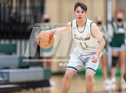 Thumbnail 2 in Creighton Prep @ Lincoln Southwest photogallery.
