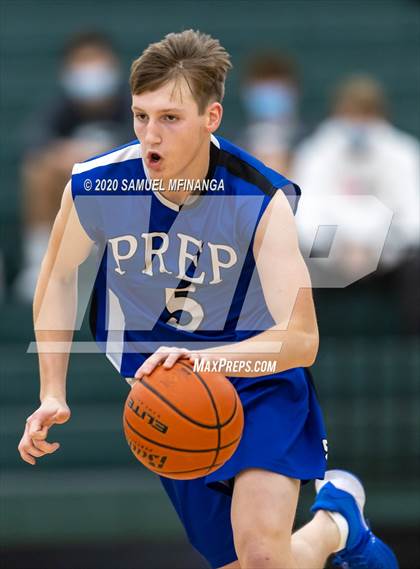 Thumbnail 3 in Creighton Prep @ Lincoln Southwest photogallery.