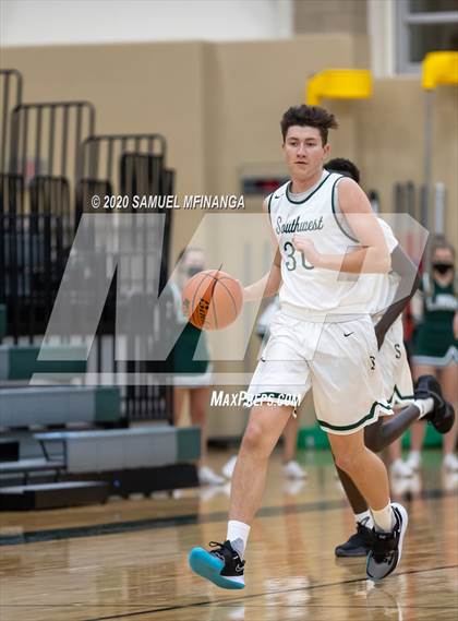 Thumbnail 2 in Creighton Prep @ Lincoln Southwest photogallery.