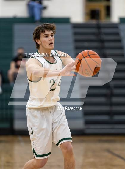 Thumbnail 2 in Creighton Prep @ Lincoln Southwest photogallery.