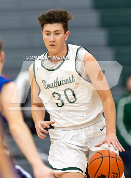 Thumbnail 3 in Creighton Prep @ Lincoln Southwest photogallery.