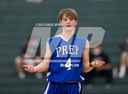 Thumbnail 2 in Creighton Prep @ Lincoln Southwest photogallery.