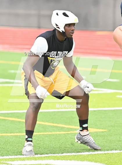 Thumbnail 3 in Bourgade Catholic vs. Goldwater (Goldwater 7 on 7 Tournament) photogallery.