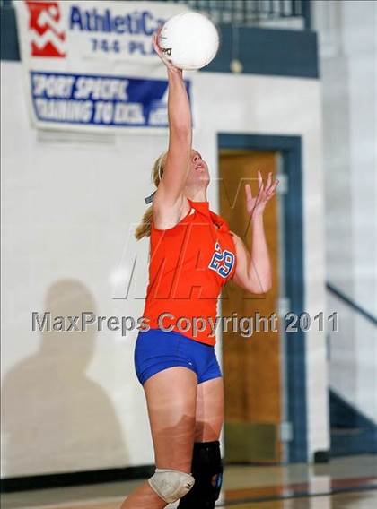 Thumbnail 1 in Riverton vs. Auburn photogallery.