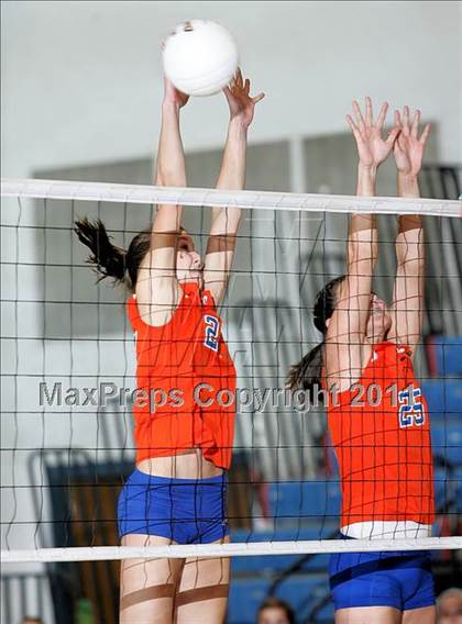 Thumbnail 1 in Riverton vs. Auburn photogallery.