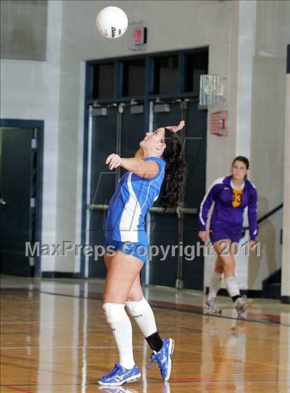 Thumbnail 2 in Riverton vs. Auburn photogallery.