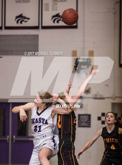 Thumbnail 3 in FR: Chico @ Shasta photogallery.