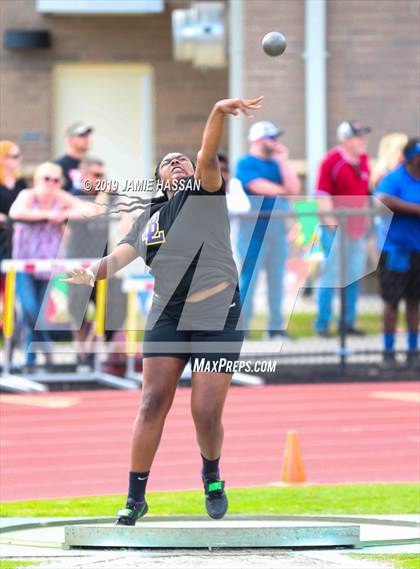 Thumbnail 2 in SCHSL State Track Meet (Girls Field Events) photogallery.