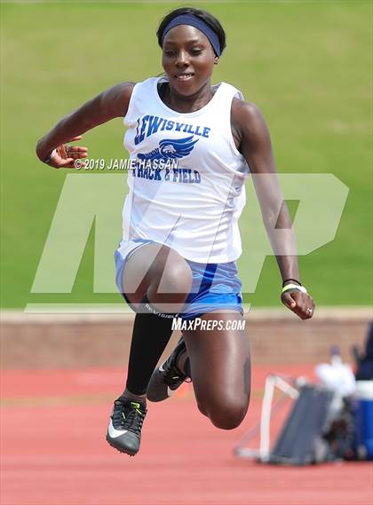 Thumbnail 3 in SCHSL State Track Meet (Girls Field Events) photogallery.