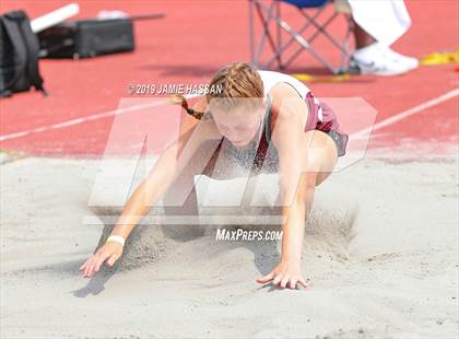 Thumbnail 2 in SCHSL State Track Meet (Girls Field Events) photogallery.
