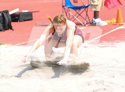 Thumbnail 1 in SCHSL State Track Meet (Girls Field Events) photogallery.
