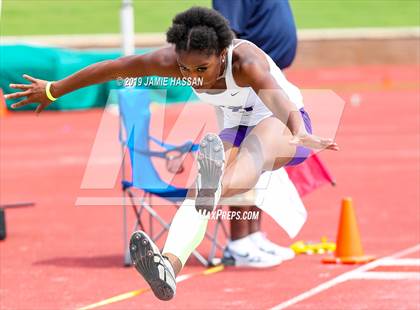 Thumbnail 2 in SCHSL State Track Meet (Girls Field Events) photogallery.