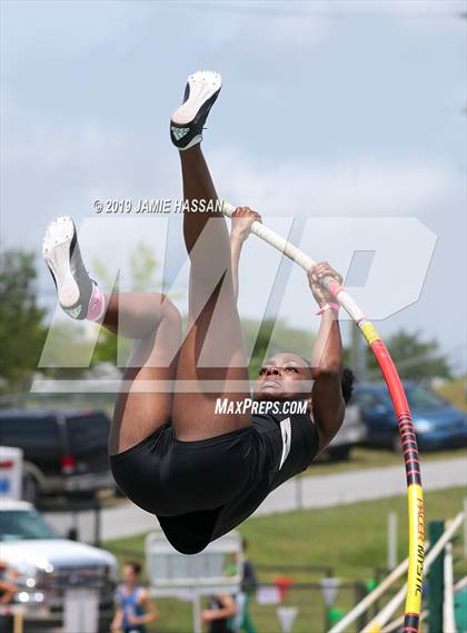 Thumbnail 1 in SCHSL State Track Meet (Girls Field Events) photogallery.